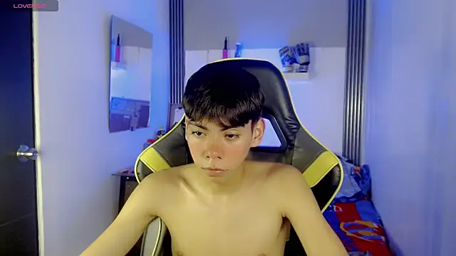 Liarr_ Chat XXX live