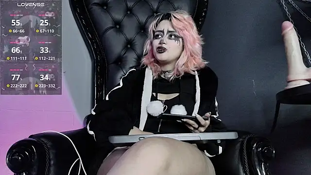 Navier__'s Live XXX Chat