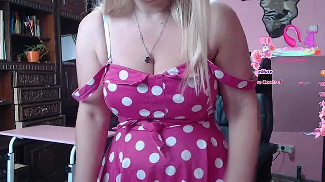 KandyHellenx Chat XXX live