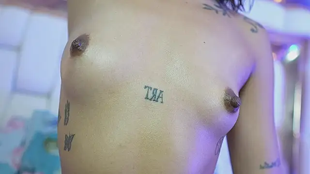kinkylittlegirll লাইভ XXX চ্যাট
