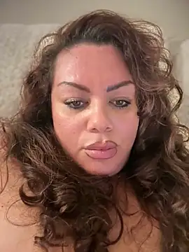 BadAssVeronica Obrolan Langsung XXX