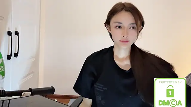 Nivaria- Adlı Modelin Canlı XXX Sohbeti