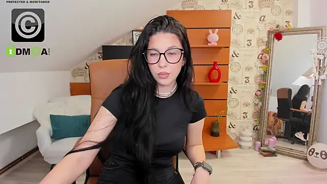 EmillyTaylor 라이브 XXX 채팅