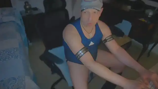 XXX chat uživo modela twdspunpig