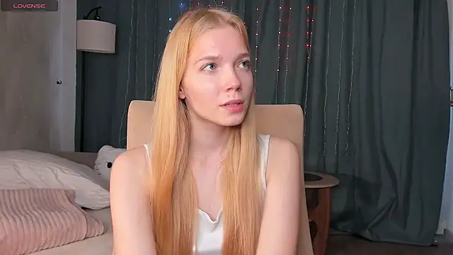 lightshynes webcam show