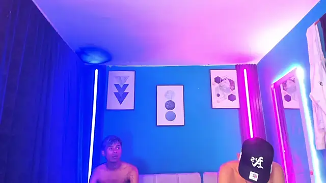 DesertKings_ live XXX chat