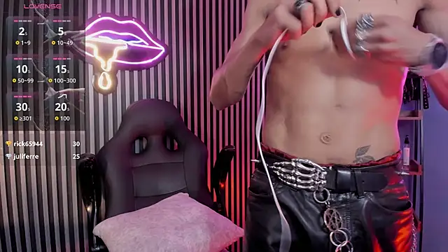 Maximoking26's Webcam Show
