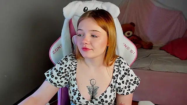 ElinaVale Webcam show