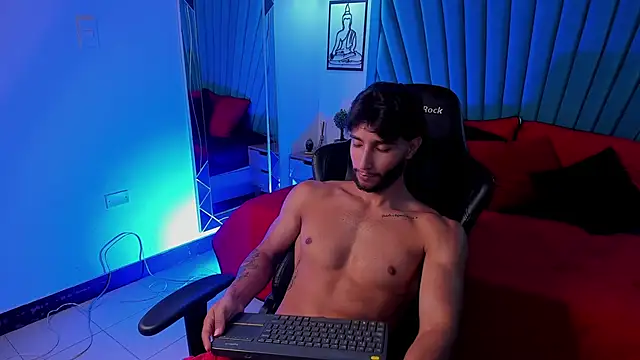 Emmet_CollinsJS Webcamshow
