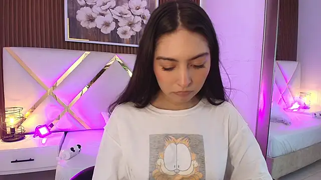 دردشة Emelie_Ch1 الجنسية المباشرة