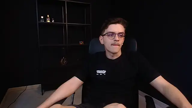 XXX chat uživo modela FelixStarkk