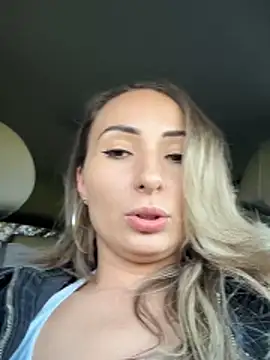 Chat XXX en directo de Wonder_Kari