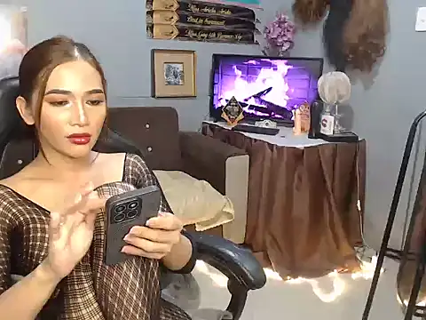 Demonsfuck Show in webcam