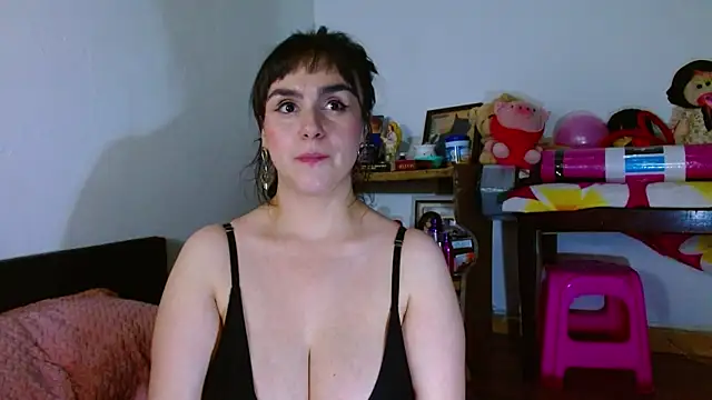 collette_beaufoy_'s Live XXX Chat