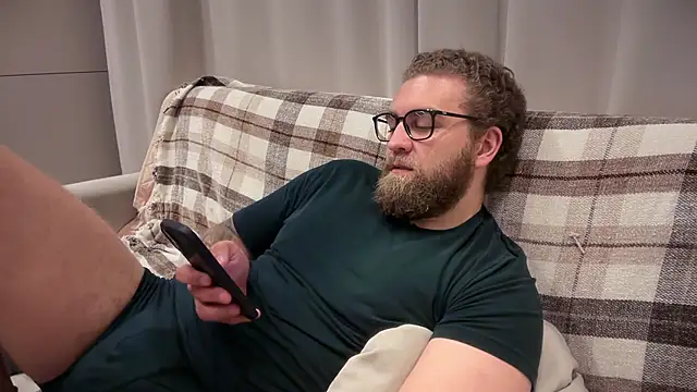 Bear_bear_ Adlı Modelin Web Kamerası Şovu
