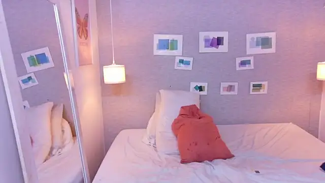 kiara_evanss' Live XXX Chat