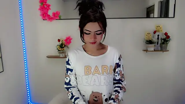 NathalialLooes' Live XXX Chat