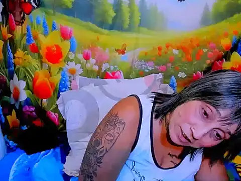 Chat +18 de indianroxy ao vivo