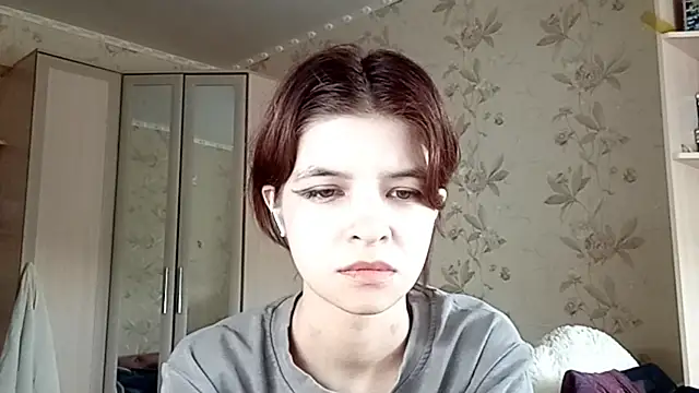 LowkeyIndigo live XXX chat