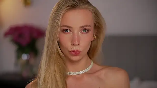 Vika54784: онлайн-секс-чат