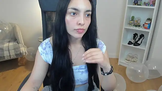 Živý XXX chat _BellaEvans_