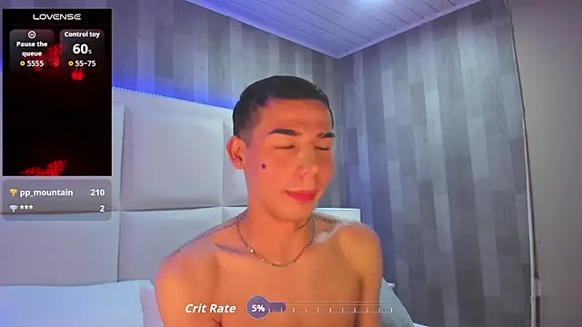 Aron_maxx's Webcam Show