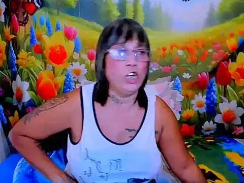 indianroxy élő XXX-chatje