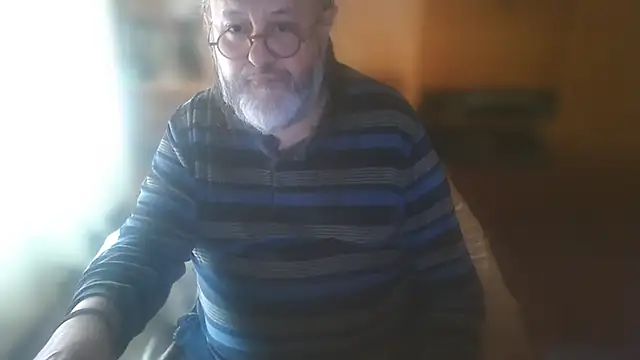 Show modela Koldo70 na web-kameri