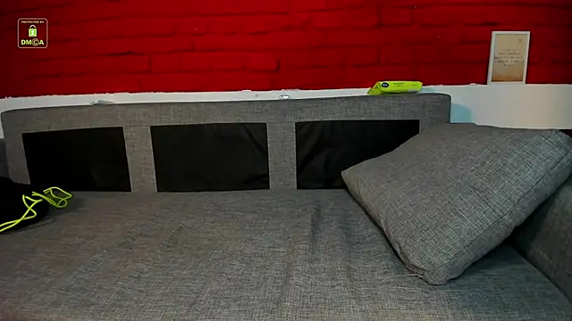 Chat XXX en directo de Kyle_Baker