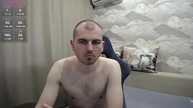 SerzhKorol1 Show in webcam