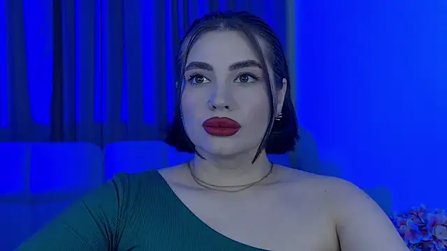 Chat XXX en directo de AdrianaToress