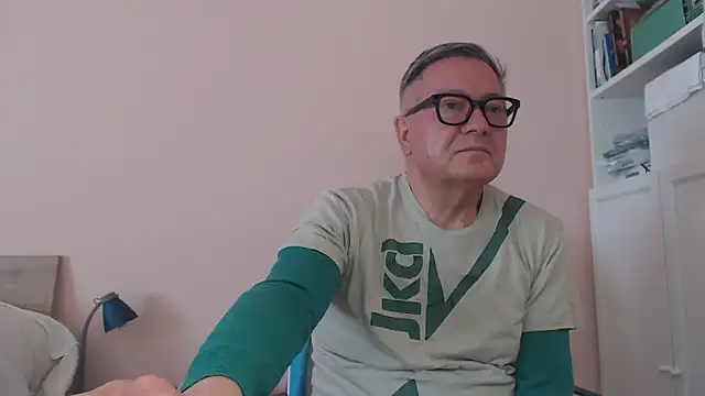 YOU6me Live XXX-chat