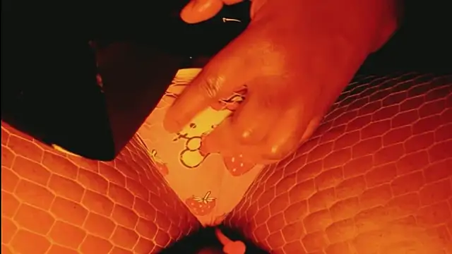 TS_MILK Chat XXX in diretta