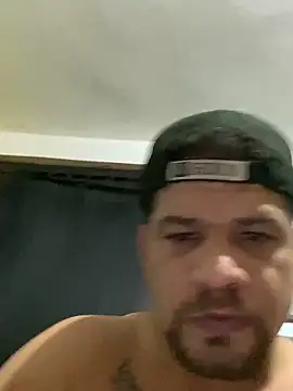 Dominicanobbのウェブカメラショー