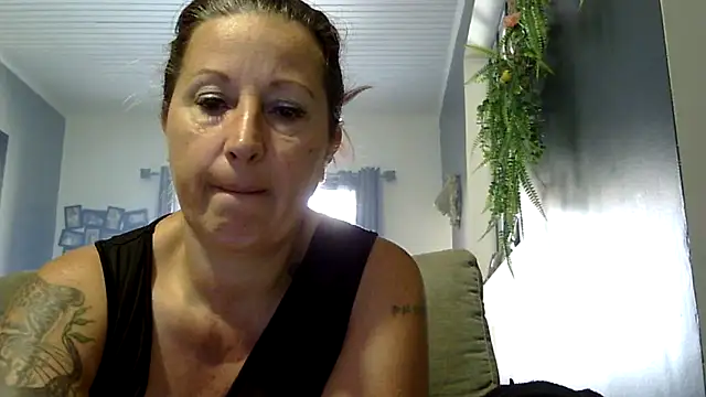 feline27's Webcam Show
