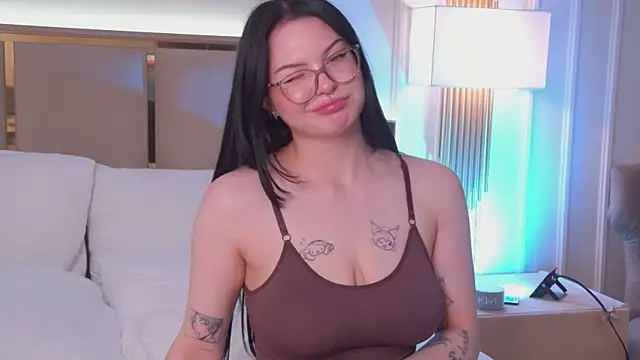 CindyMil – Naživo XXX chat