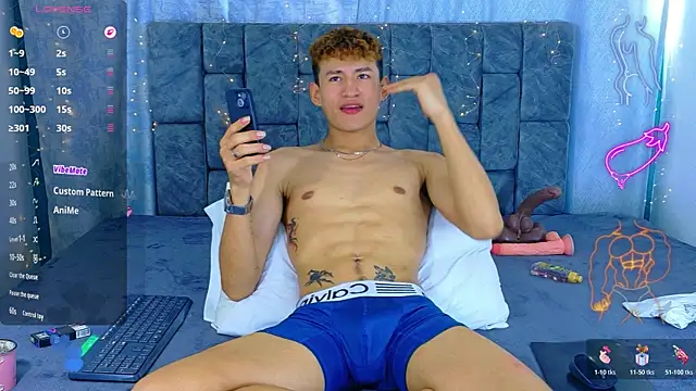 NicolasTorrez webcam show