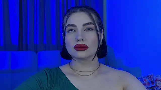 دردشة AdrianaToress الجنسية المباشرة