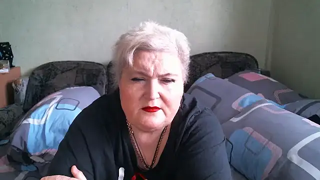 Lana555 现场XXX聊天