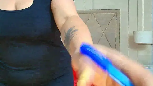 MillyHotsoon's Live XXX Chat