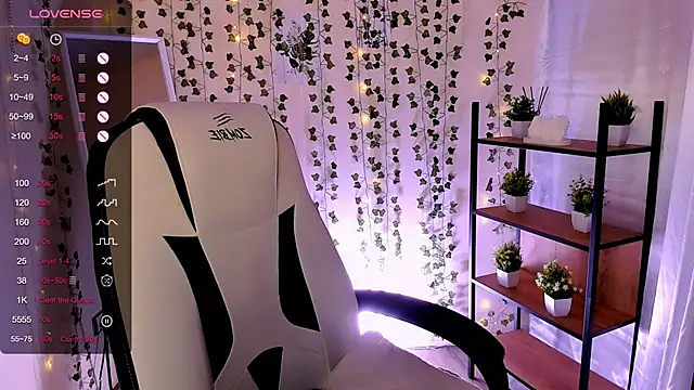 Živý XXX chat LinaBlossom_