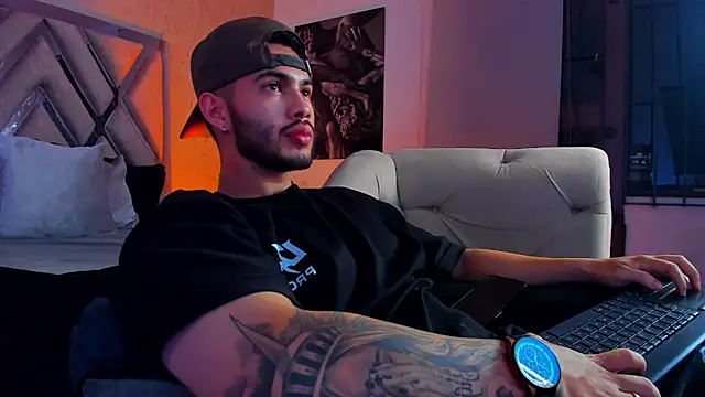 Chatroom XXX en direct de Vincentblack