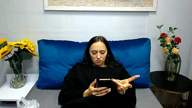 LuisaLive Live XXX Chat
