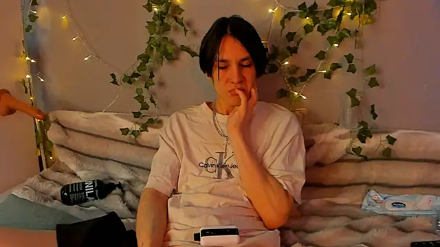 SolarFringe's Live XXX Chat