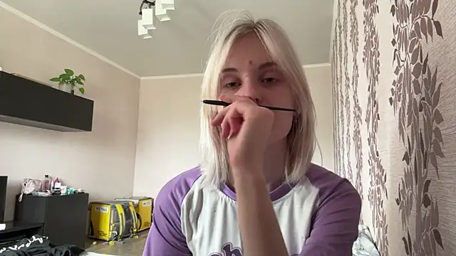 Alice_Dimpers: онлайн-секс-чат