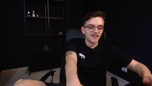 FelixStarkk élő XXX-chatje