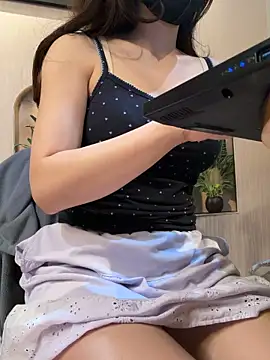 Chat +18 de Linh_2004 ao vivo