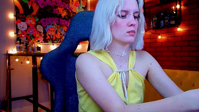 BethanyCloud's Live XXX Chat