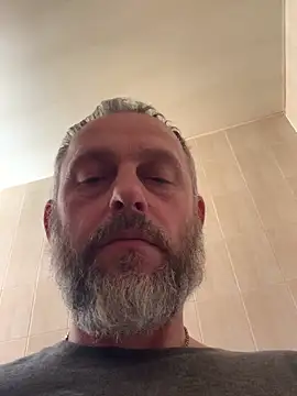 XXX chat uživo modela Frosl