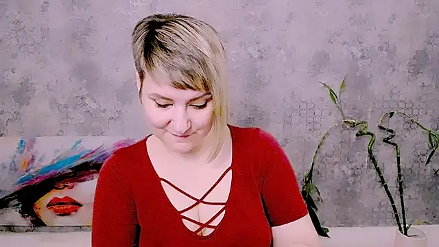 Djullia Chat XXX live
